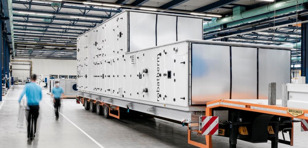 A 15-meter-long AHU ready for delivery.