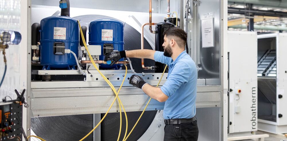 Everything is from a single source. Expertise in production.