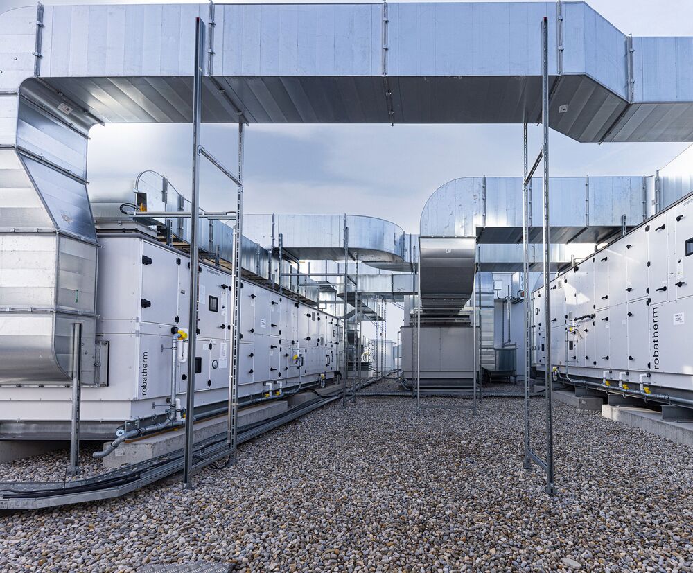 Customized Performance: robatherm units in a wide range of sizes are installed at „neue balan“.