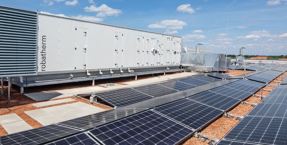 Sustainable energy generation meets sustainable air conditioning and cooling.